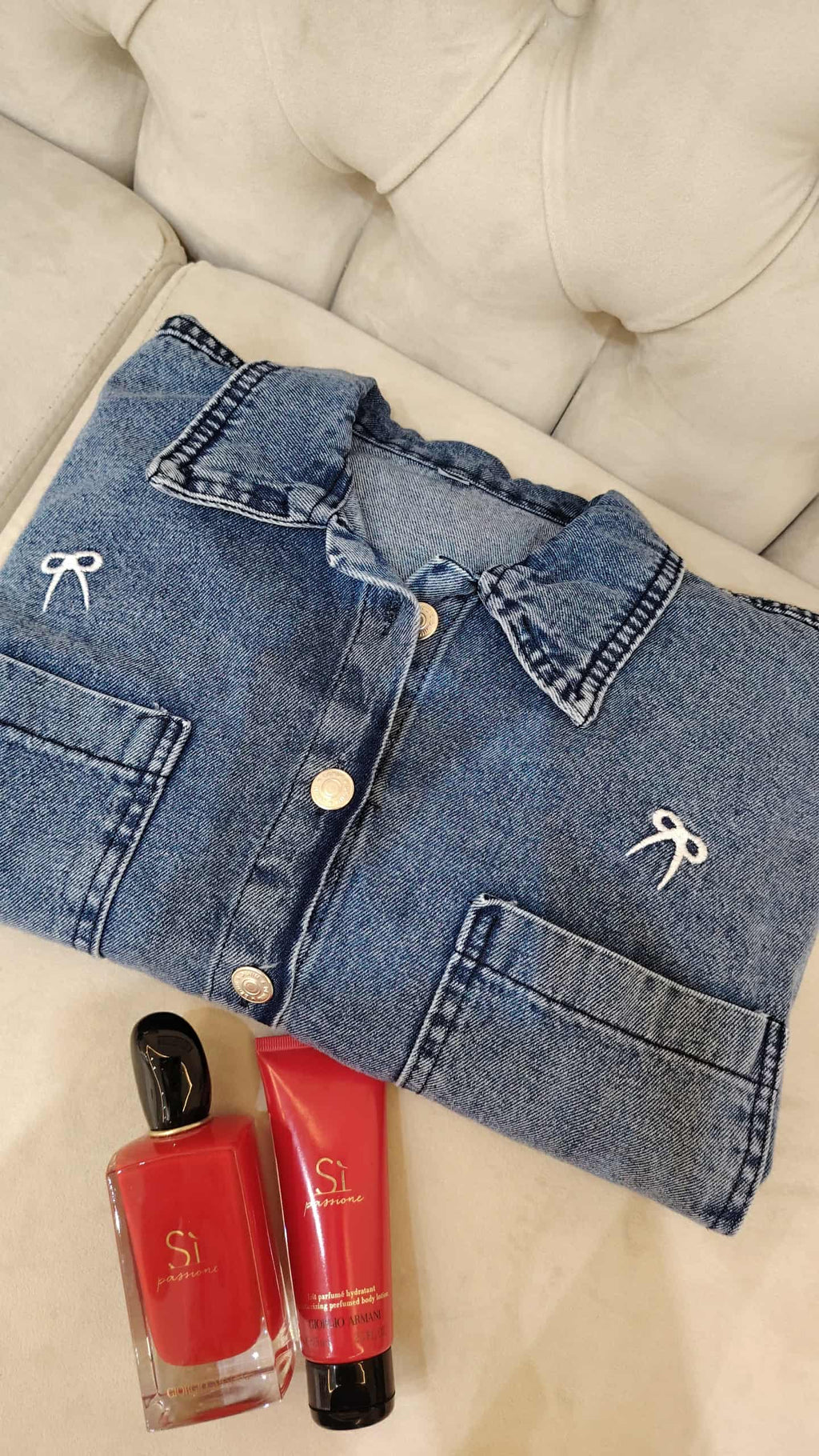 VESTE EN JEAN TRES TENDANCE